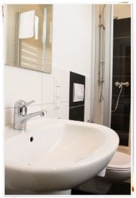 WC+Dusche im Zimmer